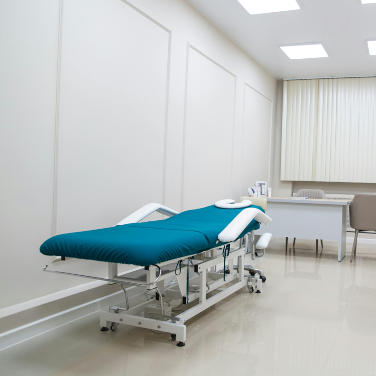 Чат-бот для приватної клініки