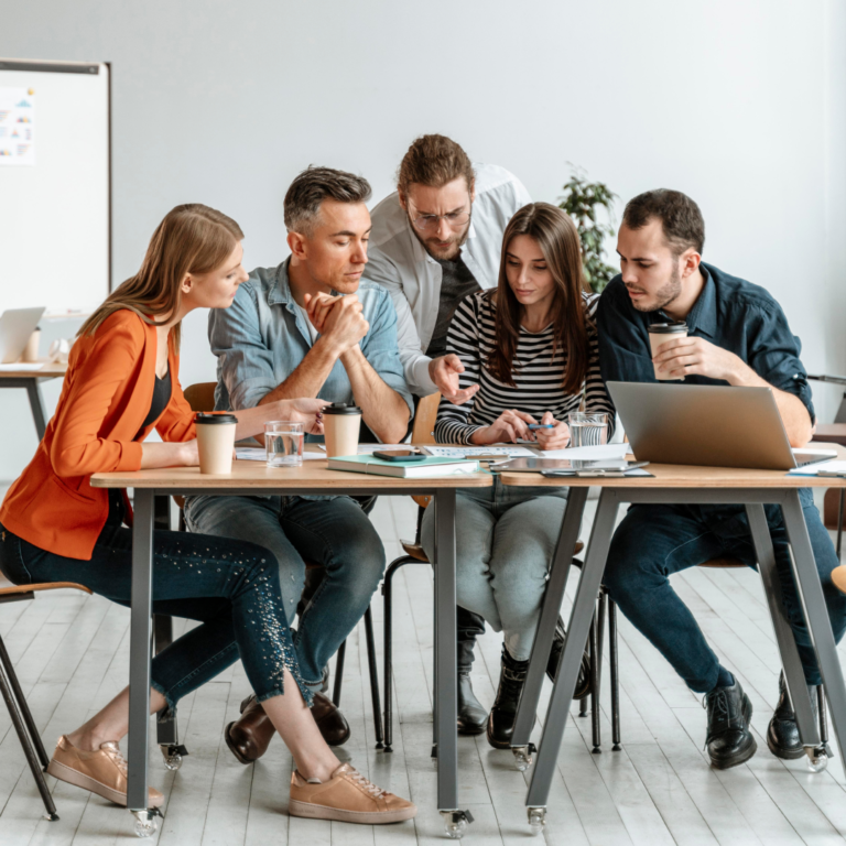 АІ чат-бот для взаємодії з командою